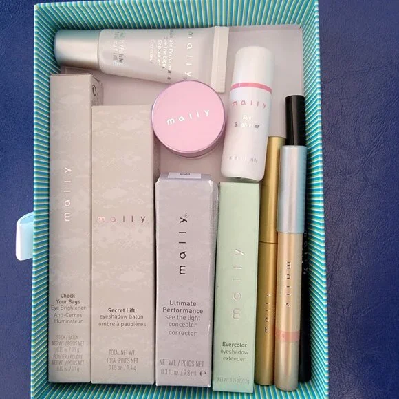 Mally cosmetics Box of 10 bundle New - Picture 2 of 10